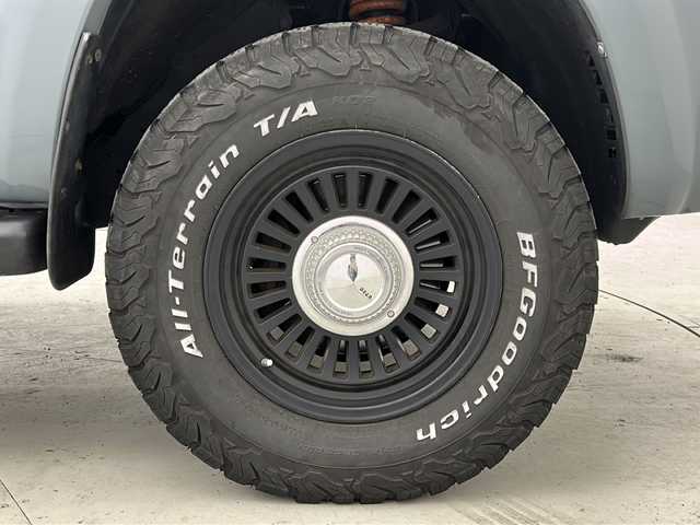 トヨタ ハイラックス サーフ SSR－X LTD 60thSPL 宮城県 2006(平18)年 13.9万km 青Ｍ 禁煙車/純正HDDナビ/・CD.DVD.AUX/バックカメラ/AC100V充電/ETC/オートライト/オートエアコン/社外17インチアルミホイール/純正フロアマット/リモコンキー2個/保証書・取説あり