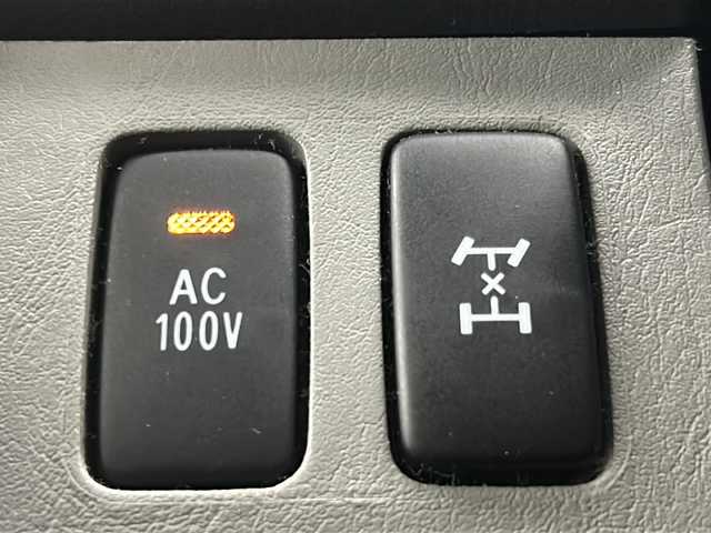 トヨタ ハイラックス サーフ SSR－X LTD 60thSPL 宮城県 2006(平18)年 13.9万km 青Ｍ 禁煙車/純正HDDナビ/・CD.DVD.AUX/バックカメラ/AC100V充電/ETC/オートライト/オートエアコン/社外17インチアルミホイール/純正フロアマット/リモコンキー2個/保証書・取説あり