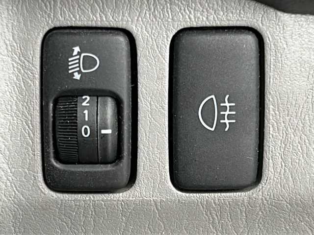 トヨタ ハイラックス サーフ SSR－X LTD 60thSPL 宮城県 2006(平18)年 13.9万km 青Ｍ 禁煙車/純正HDDナビ/・CD.DVD.AUX/バックカメラ/AC100V充電/ETC/オートライト/オートエアコン/社外17インチアルミホイール/純正フロアマット/リモコンキー2個/保証書・取説あり