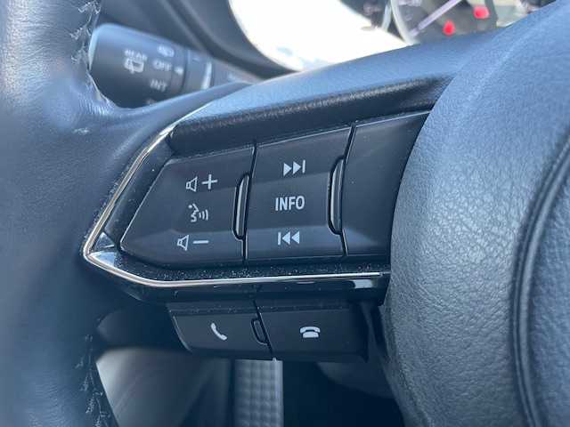 マツダ ＣＸ－５ XD Lパッケージ 三重県 2017(平29)年 13.5万km スノーフレイクホワイトパールマイカ メーカーオプション/・地デジTV/CD/DVD/アドバンスドスマートシティブレーキサポート/後退時スマートシティブレーキサポート/誤発進抑制制御/スマートブレーキサポート/レーダークルーズコントロール/ブラインドスポットモニタリング/車線逸脱警報システム/レーンキープアシストシステム/リアパーキングセンサー/ドライバーアテンションアラート/純正SDナビ/フルセグTV/【CD/DVD/Bluetooth/USB/AUX】/サイド/バックカメラ/ETC/ドライブレコーダー/ヘッドアップディスプレイ/パワーバックドア/レザーシート/全席シートヒーター/D/N席パワーシート/オートライト/アダプティブLEDヘッドランプ/シグネチャーLEDランプ/フロントフォグランプ/225/55R19インチ純正AW/プッシュスタート/スマートキー/スペアキー/純正フロアマット