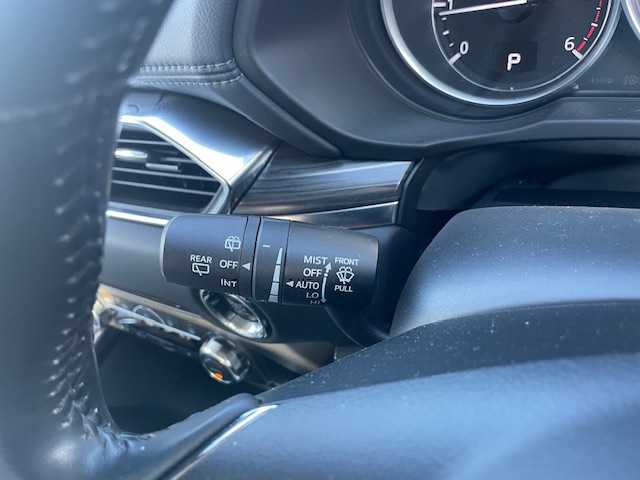 マツダ ＣＸ－５ XD Lパッケージ 三重県 2017(平29)年 13.5万km スノーフレイクホワイトパールマイカ メーカーオプション/・地デジTV/CD/DVD/アドバンスドスマートシティブレーキサポート/後退時スマートシティブレーキサポート/誤発進抑制制御/スマートブレーキサポート/レーダークルーズコントロール/ブラインドスポットモニタリング/車線逸脱警報システム/レーンキープアシストシステム/リアパーキングセンサー/ドライバーアテンションアラート/純正SDナビ/フルセグTV/【CD/DVD/Bluetooth/USB/AUX】/サイド/バックカメラ/ETC/ドライブレコーダー/ヘッドアップディスプレイ/パワーバックドア/レザーシート/全席シートヒーター/D/N席パワーシート/オートライト/アダプティブLEDヘッドランプ/シグネチャーLEDランプ/フロントフォグランプ/225/55R19インチ純正AW/プッシュスタート/スマートキー/スペアキー/純正フロアマット