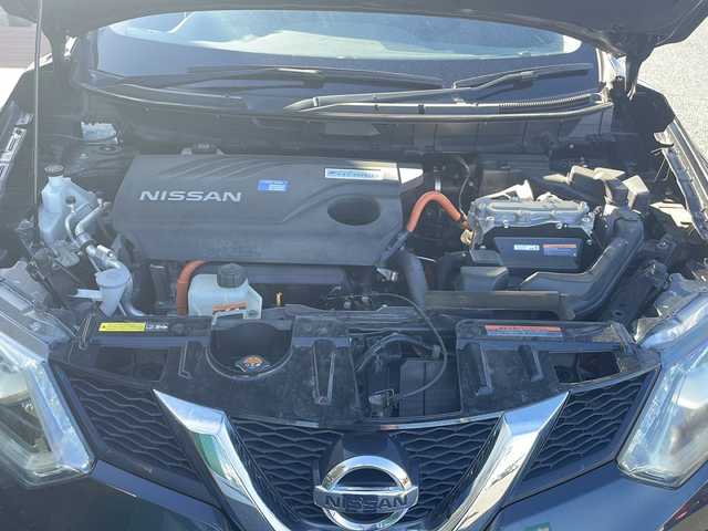 日産 エクストレイル ハイブリッド 20X エマージェンシーブレーキ 道東・釧路十勝 2015(平27)年 9.9万km ダイヤモンドブラック 純正ナビ /-BT/AM/FM/CD/TV/衝突軽減システム /バックカメラ /コーナーセンサー前後 /ルーフレール/LEDヘッドライト /スマートキー /D席N席シートヒーター /ETC /ダウンヒルアシストコントロール /４WD /スペアキー