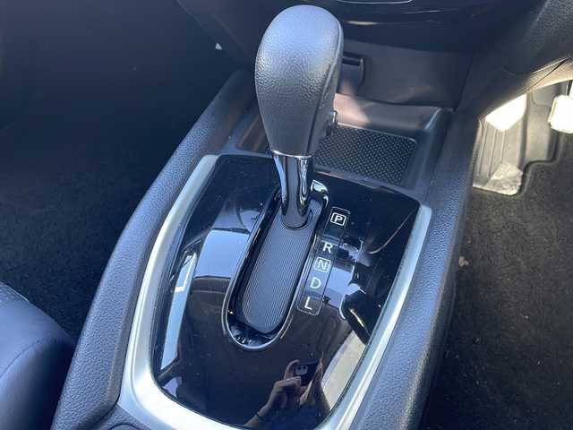 日産 エクストレイル ハイブリッド 20X エマージェンシーブレーキ 道東・釧路十勝 2015(平27)年 9.9万km ダイヤモンドブラック 純正ナビ /-BT/AM/FM/CD/TV/衝突軽減システム /バックカメラ /コーナーセンサー前後 /ルーフレール/LEDヘッドライト /スマートキー /D席N席シートヒーター /ETC /ダウンヒルアシストコントロール /４WD /スペアキー