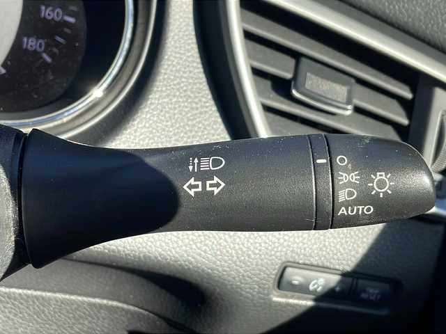 日産 エクストレイル ハイブリッド 20X エマージェンシーブレーキ 道東・釧路十勝 2015(平27)年 9.9万km ダイヤモンドブラック 純正ナビ /-BT/AM/FM/CD/TV/衝突軽減システム /バックカメラ /コーナーセンサー前後 /ルーフレール/LEDヘッドライト /スマートキー /D席N席シートヒーター /ETC /ダウンヒルアシストコントロール /４WD /スペアキー