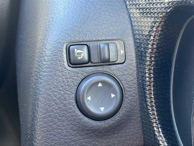 日産 エクストレイル ハイブリッド 20X エマージェンシーブレーキ 道東・釧路十勝 2015(平27)年 9.9万km ダイヤモンドブラック 純正ナビ /-BT/AM/FM/CD/TV/衝突軽減システム /バックカメラ /コーナーセンサー前後 /ルーフレール/LEDヘッドライト /スマートキー /D席N席シートヒーター /ETC /ダウンヒルアシストコントロール /４WD /スペアキー