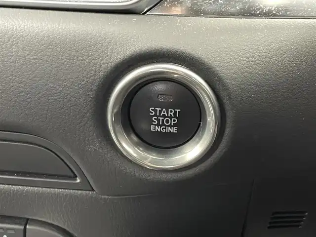 マツダ ＣＸ－５ XD エクスクルーシブモード 埼玉県 2023(令5)年 1.8万km 赤 純正１０．２５インチナビ　３６０度ビューモニター　ＢＳＭ　ＨＵＤ　茶レザー　ＢＯＳＥサウンド　スマートシティブレーキサポート　シートヒーター　ステアリングヒーター　メモリシート　ワイヤレス充電　ＬＥＤ