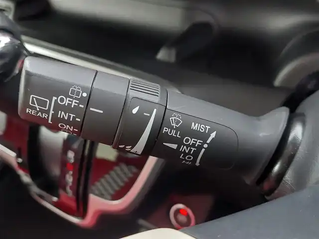 ホンダ Ｎ ＢＯＸ スラッシュ G Lインテリアカラーパッケージ 東京都 2016(平28)年 5.3万km クリスタルブラックパール ダイナースタイル/あんしんパッケージ/・シティブレーキアクティブシステム/・サイドエアバッグ/・カーテンエアバッグ/モード切替ステアリング/プッシュスタート/純正ナビ/フルセグTV/バックカメラ/ETC/ドライブレコーダー/赤革シート/ベンチシート/HIDヘッドライト/オートライト/ドアバイザー/スマートキー