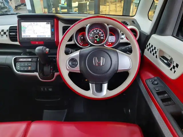 ホンダ Ｎ ＢＯＸ スラッシュ G Lインテリアカラーパッケージ 東京都 2016(平28)年 5.3万km クリスタルブラックパール ダイナースタイル/あんしんパッケージ/・シティブレーキアクティブシステム/・サイドエアバッグ/・カーテンエアバッグ/モード切替ステアリング/プッシュスタート/純正ナビ/フルセグTV/バックカメラ/ETC/ドライブレコーダー/赤革シート/ベンチシート/HIDヘッドライト/オートライト/ドアバイザー/スマートキー