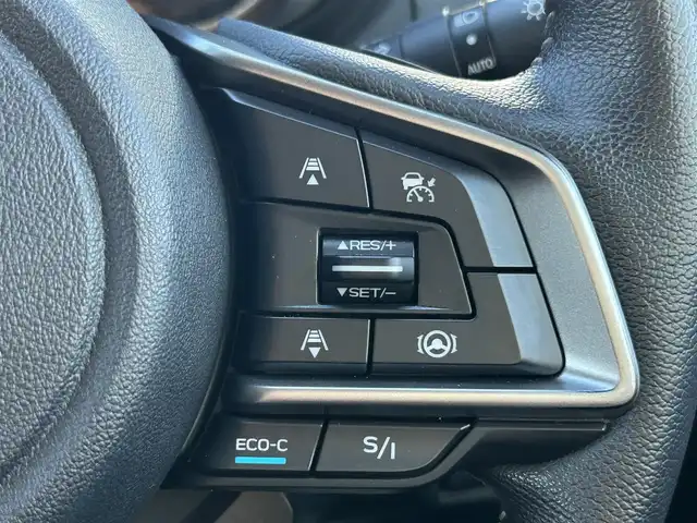 スバル フォレスター ハイブリッド アドバンス 山形県 2018(平30)年 8万km クリスタルブラックシリカ 禁煙車/4WD/純正SDナビ/・TV/AM/FM/DVD/Bluetooth/全車速追従機能クルーズコントロール/アクティブレーンキープアシスト/プリクラッシュブレーキ/先行車発進お知らせ/AT誤発進抑制制御/車線逸脱警報/横滑り防止装置/LEDヘッドライト/オートライト/フロントフォグランプ/ドライブレコーダー/電動パーキングブレーキ/ハーフレザーシート/パワーシート（D/N席）/シートヒーター（D/N席）/純正フロアマット/純正ドアバイザー/ETC