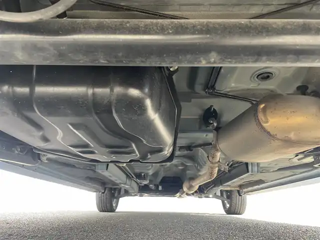 スズキ スペーシア カスタム Z ターボ 佐賀県 2017(平29)年 6.6万km ブリスクブルーM 衝突軽減ブレーキ/クルーズコントロール/車線逸脱警報/純正ナビ/・TV/CD/DVD/BT/アラウンドビューモニター/前方ドライブレコーダー(DRV-240)/純正15インチAW/運転席ヒートシーター/パドルシフト/ワンタッチパワースライド/LEDヘッドライト/オートライト/ETC/プッシュスタート/フロアマット/スペアキー×1/取扱説明書/保証書