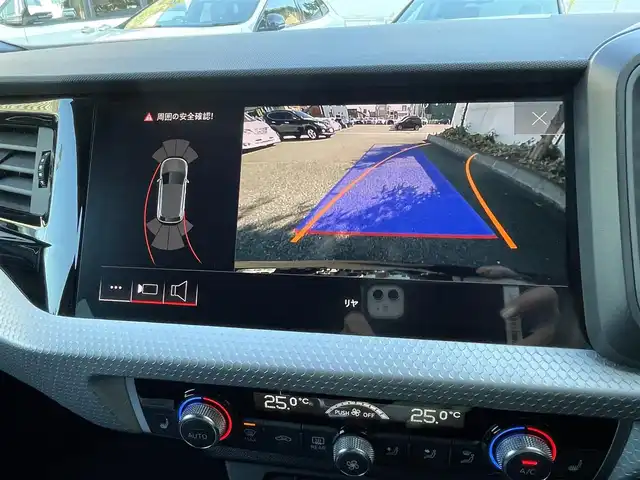 アウディ Ａ１ SB 25TFSI Sライン 静岡県 2021(令3)年 2.5万km ミトスブラックメタリック コンビニエンスパッケージ/・アドバンストキー/・リヤビューカメラ/・アウディパーキングシステム/・デラックスオートマチックエアコンディショナー/・シートヒーター/MMIナビ/(Bluetooth/USB/フルセグ/AM/FM)/ACC/ブラインドスポットモニター/バックカメラ/LEDライト/ETC2.0/純正17インチアルミホイール/ドライブレコーダー/純正フロアマット/取扱説明書