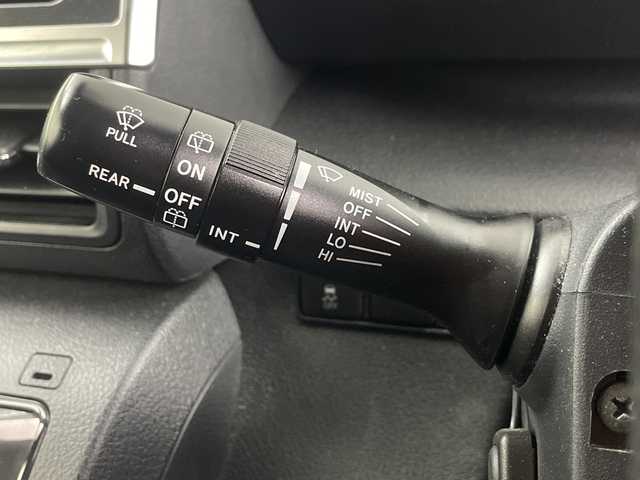 トヨタ シエンタ G クエロ 埼玉県 2018(平30)年 2.8万km ホワイトパールクリスタルシャイン 純正ナビ/　(Bluetooth/CD/DVD/FM/AM)/フルセグテレビ/バックカメラ/ビルトインETC/前方ドライブレコーダー/両側パワースライドドア/ハーフレザーシート/衝突被害軽減ブレーキ/車線逸脱警報/クリアランスソナー/オートハイビーム/オートLEDライト/フォグランプ/プッシュスタート/アイドリングストップ/社外15インチアルミホイール