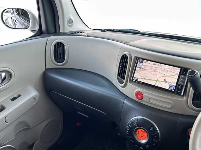 日産 キューブ こだわりセレクション 山形県 2014(平26)年 9.7万km ビターショコラ 2トーン 禁煙車/社外SDナビ/（AM/FM/TV/CD/DVD/SD/iPod）/アイドリングストップ/純正フロアマット/レザーシート/オートライト/電動格納ミラー/フォグランプ