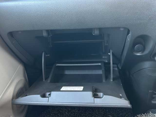 日産 キューブ こだわりセレクション 山形県 2014(平26)年 9.7万km ビターショコラ 2トーン 禁煙車/社外SDナビ/（AM/FM/TV/CD/DVD/SD/iPod）/アイドリングストップ/純正フロアマット/レザーシート/オートライト/電動格納ミラー/フォグランプ