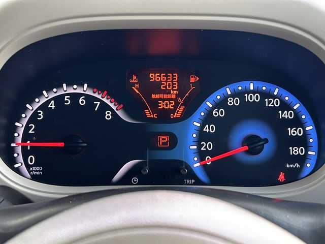 日産 キューブ こだわりセレクション 山形県 2014(平26)年 9.7万km ビターショコラ 2トーン 禁煙車/社外SDナビ/（AM/FM/TV/CD/DVD/SD/iPod）/アイドリングストップ/純正フロアマット/レザーシート/オートライト/電動格納ミラー/フォグランプ