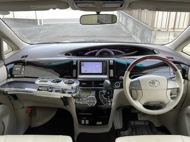 トヨタ エスティマ アエラス Gエディション 栃木県 2011(平23)年 12.7万km ホワイトパールクリスタルシャイン (株)IDOMが運営する【じしゃロン熊谷店】の自社ローン専用車両になりますこちらは現金またはオートローンご利用時の価格です。自社ローンご希望の方は別途その旨お申付け下さい/純正SDナビ/フルセグTV/CD/DVD/BT/SD/AUX/ラジオ/純正フリップダウンモニター/バックカメラ/両側パワースライドドア/ビルトインETC/クルーズコントロール/ドライブレコーダー/HIDヘッドライト/フォグランプ/全席オートウィンドウ/白革調シートカバー/プッシュスタート/スマートキー/保証書/取扱説明書
