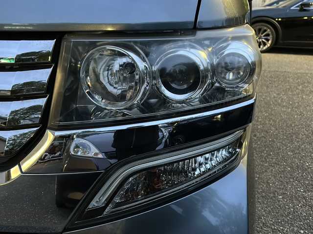 ホンダ Ｎ ＢＯＸ カスタム G Lパッケージ 埼玉県 2012(平24)年 4.8万km ポリッシュドメタルメタリック 登録時走行距離47236km/4WD/Lパッケージ/ナビ装着スペシャルパッケージ/純正HDDナビゲーション/（CD/DVD）/フルセグテレビ /バックカメラ/純正14インチアルミイール/両側電動スライドドア/HIDヘッドライト/フォグランプ/オートライト/ETC/電動格納ミラー/ドアバイザー/プッシュスタート/スマートキー/アイドリングストップ/新車保証書/取扱説明書
