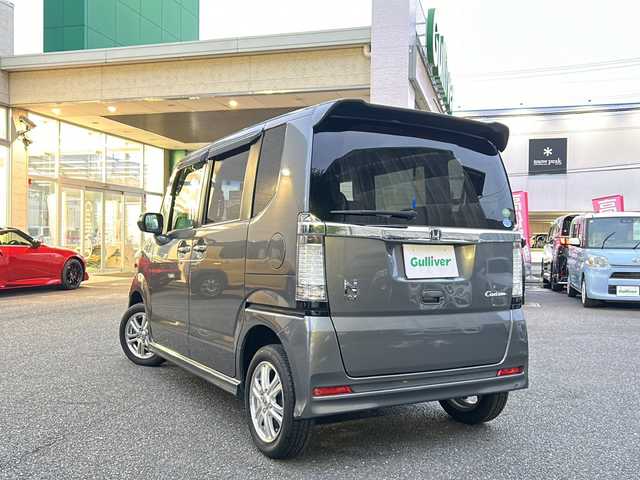 ホンダ Ｎ ＢＯＸ カスタム G Lパッケージ 埼玉県 2012(平24)年 4.8万km ポリッシュドメタルメタリック 登録時走行距離47236km/4WD/Lパッケージ/ナビ装着スペシャルパッケージ/純正HDDナビゲーション/（CD/DVD）/フルセグテレビ /バックカメラ/純正14インチアルミイール/両側電動スライドドア/HIDヘッドライト/フォグランプ/オートライト/ETC/電動格納ミラー/ドアバイザー/プッシュスタート/スマートキー/アイドリングストップ/新車保証書/取扱説明書