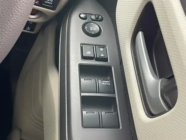 ホンダ Ｎ ＢＯＸ G L ホンダセンシング 愛知県 2018(平30)年 5.8万km クリスタルブラックパール 純正ナビ　フルセグＴＶ　Ｂｌｕｅｔｏｏｔｈ　ＵＳＢ　後席モニター　バックカメラ　両側パワースライドドア　ＥＴＣ　ホンダセンシング　パーキングセンサー　衝突軽減　追従クルコン　ＬＥＤオートライト　禁煙車