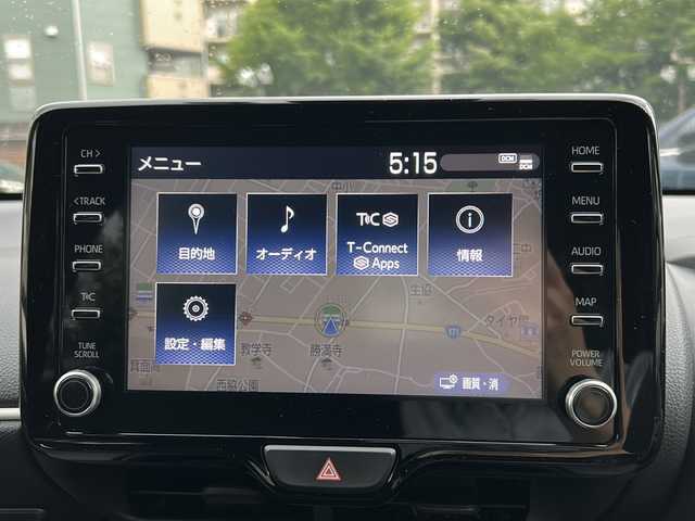 トヨタ ヤリス ハイブリッド 大阪府 2020(令2)年 4万km ブラック/コーラルクリスタルシャイン 純正SDナビ/・FM/AM/Bluetooth/ETC/ドライブレコーダー/バックカメラ/衝突軽減ブレーキ/レーンキープアシスト/クルーズコントロール/盗難防止装置/革ステアリング/ステアリングリモコン/シートヒーター（D席+N席）/コーナーセンサー/LEDヘッドライト/オートライト/オートエアコン/スマートキー×2/プッシュスタート/ブラインドスポットモニター/ドアバイザー/12V電源/USBジャック/AC100V/純正15インチアルミホイール/純正フロアマット/取扱説明書/ナビ取扱説明書/保証書