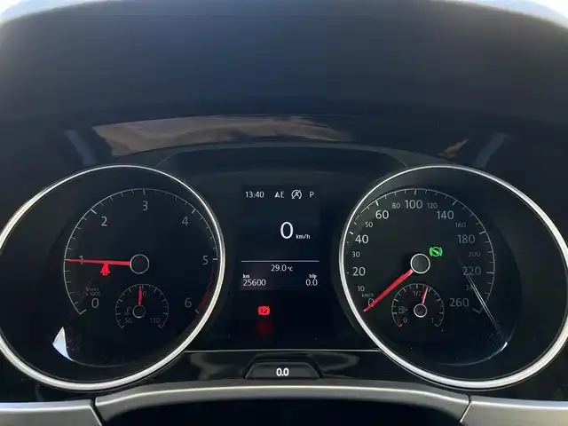 フォルクスワーゲン ゴルフ トゥーラン TDI コンフォートライン 兵庫県 2019(平31)年 2.6万km 青 純正メモリーナビ/フルセグTV/CD/DVD/Bluetooth/SD/FM/AM/バックカメラ/ビルトインETC2.0/GPSレーダー探知機/プリクラッシュブレーキシステム/アダプティブクルーズコントロール/パドルシフト/LEDヘッドライト/オートライト/ステアリングスイッチ/ルーフレール/パドルシフト/オートホールド/電格ミラー/ドアバイザー/純正フロアマット/革巻きステアリング/ISOFIX/アイドリングストップ/横滑り防止装置/スペアキー1本/新車時保証書/取扱説明書