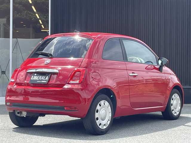 フィアット ５００ 1．2 ポップ 福岡県 2021(令3)年 4.5万km 赤 クルーズコントロール/Ｕ－ｕｃｏｎｎｅｃｔ　/Ａｐｐｌｅｃａｒｐｌａｙ/ａｎｄｒｏｉｄａｕｔｏ　/Ｂｌｕｅｔｏｏｔｈ　/バックカメラ　/白ハーフレザーシート　/ステアリングスイッチ　/スペアタイヤ　/新車保証書/ＥＴＣ