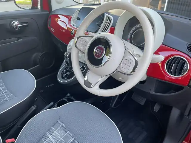フィアット ５００ 1．2 ポップ 福岡県 2021(令3)年 4.5万km 赤 クルーズコントロール/Ｕ－ｕｃｏｎｎｅｃｔ　/Ａｐｐｌｅｃａｒｐｌａｙ/ａｎｄｒｏｉｄａｕｔｏ　/Ｂｌｕｅｔｏｏｔｈ　/バックカメラ　/白ハーフレザーシート　/ステアリングスイッチ　/スペアタイヤ　/新車保証書/ＥＴＣ