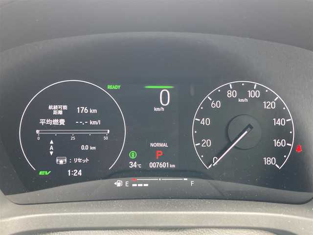 ホンダ ヴェゼル ハイブリッド e:HEV Z 長崎県 2024(令6)年 0.8万km クリスタルブラックパール ホンダセンシング/メーカーOPナビ/・Bluetooth/・フルセグTV/バックカメラ/ビルトインETC2.0/コーナーセンサー/パワーバックドア/ブラインドスポットインフォメーション/ワイヤレス充電器/ハンズフリーアクセスパワーテールゲート/ハーフレザーシート/シートヒーター/LEDオートヘッドライト/ダウンヒルアシスト/電子パーキング/オートホールド機能/ステアリングヒーター/パドルシフト/前後ドライブレコーダー