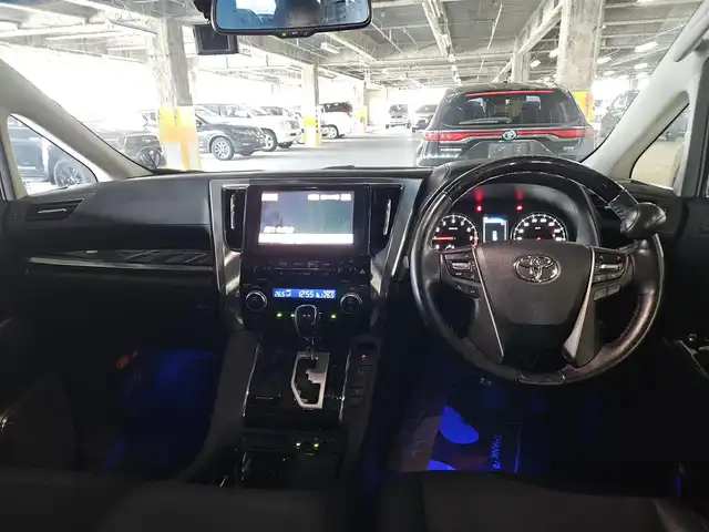 トヨタ アルファード S Cパッケージ 宮崎県 2020(令2)年 6.7万km ブラック 〇ツインムーンルーフ/〇9インチディスプレイオーディオ/〇フルセグTV/〇両側パワースライドドア/〇パワーバックドア/〇バックカメラ/〇ビルトインETC/〇ドライブレコーダー/〇リアシートエンターテインメントシステム/〇レーダークルーズコントロール/〇コーナーセンサー/〇セーフティセンス/〇インテリジェントクリアランスソナー/〇三眼LEDヘッドランプ/〇LEDフロントフォグランプ/〇革巻きコンビステアリングホイール/〇ステアリングヒーター/〇ブラック合皮シート/〇パワーシート/〇シートヒーター/エアシート/〇純正18インチアルミホイール/〇TRDエアロ(F)/〇モデリスタエアロ(S/R)/〇スマートエントリー/プッシュスタートシステム/〇禁煙車