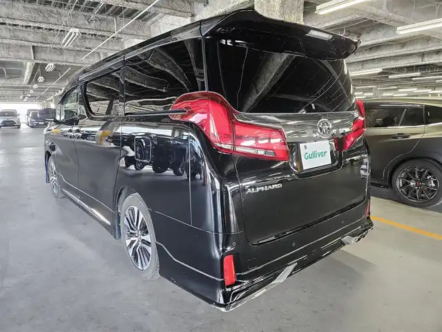 トヨタ アルファード S Cパッケージ 宮崎県 2020(令2)年 6.7万km ブラック 〇ツインムーンルーフ/〇9インチディスプレイオーディオ/〇フルセグTV/〇両側パワースライドドア/〇パワーバックドア/〇バックカメラ/〇ビルトインETC/〇ドライブレコーダー/〇リアシートエンターテインメントシステム/〇レーダークルーズコントロール/〇コーナーセンサー/〇セーフティセンス/〇インテリジェントクリアランスソナー/〇三眼LEDヘッドランプ/〇LEDフロントフォグランプ/〇革巻きコンビステアリングホイール/〇ステアリングヒーター/〇ブラック合皮シート/〇パワーシート/〇シートヒーター/エアシート/〇純正18インチアルミホイール/〇TRDエアロ(F)/〇モデリスタエアロ(S/R)/〇スマートエントリー/プッシュスタートシステム/〇禁煙車