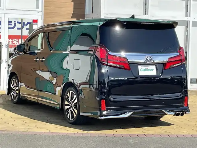トヨタ アルファード S Cパッケージ 宮崎県 2020(令2)年 6.7万km ブラック 〇ツインムーンルーフ/〇9インチディスプレイオーディオ/〇フルセグTV/〇両側パワースライドドア/〇パワーバックドア/〇バックカメラ/〇ビルトインETC/〇ドライブレコーダー/〇リアシートエンターテインメントシステム/〇レーダークルーズコントロール/〇コーナーセンサー/〇セーフティセンス/〇インテリジェントクリアランスソナー/〇三眼LEDヘッドランプ/〇LEDフロントフォグランプ/〇革巻きコンビステアリングホイール/〇ステアリングヒーター/〇ブラック合皮シート/〇パワーシート/〇シートヒーター/エアシート/〇純正18インチアルミホイール/〇TRDエアロ(F)/〇モデリスタエアロ(S/R)/〇スマートエントリー/プッシュスタートシステム/〇禁煙車
