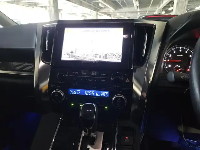 トヨタ アルファード S Cパッケージ 宮崎県 2020(令2)年 6.7万km ブラック 〇ツインムーンルーフ/〇9インチディスプレイオーディオ/〇フルセグTV/〇両側パワースライドドア/〇パワーバックドア/〇バックカメラ/〇ビルトインETC/〇ドライブレコーダー/〇リアシートエンターテインメントシステム/〇レーダークルーズコントロール/〇コーナーセンサー/〇セーフティセンス/〇インテリジェントクリアランスソナー/〇三眼LEDヘッドランプ/〇LEDフロントフォグランプ/〇革巻きコンビステアリングホイール/〇ステアリングヒーター/〇ブラック合皮シート/〇パワーシート/〇シートヒーター/エアシート/〇純正18インチアルミホイール/〇TRDエアロ(F)/〇モデリスタエアロ(S/R)/〇スマートエントリー/プッシュスタートシステム/〇禁煙車