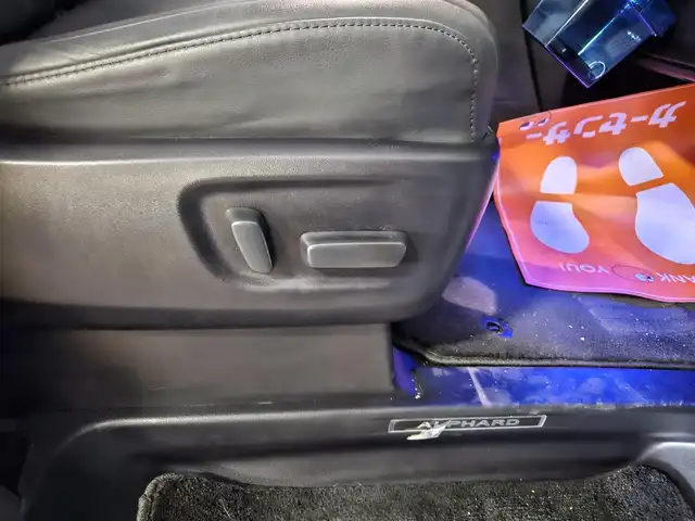 トヨタ アルファード S Cパッケージ 宮崎県 2020(令2)年 6.7万km ブラック 〇ツインムーンルーフ/〇9インチディスプレイオーディオ/〇フルセグTV/〇両側パワースライドドア/〇パワーバックドア/〇バックカメラ/〇ビルトインETC/〇ドライブレコーダー/〇リアシートエンターテインメントシステム/〇レーダークルーズコントロール/〇コーナーセンサー/〇セーフティセンス/〇インテリジェントクリアランスソナー/〇三眼LEDヘッドランプ/〇LEDフロントフォグランプ/〇革巻きコンビステアリングホイール/〇ステアリングヒーター/〇ブラック合皮シート/〇パワーシート/〇シートヒーター/エアシート/〇純正18インチアルミホイール/〇TRDエアロ(F)/〇モデリスタエアロ(S/R)/〇スマートエントリー/プッシュスタートシステム/〇禁煙車