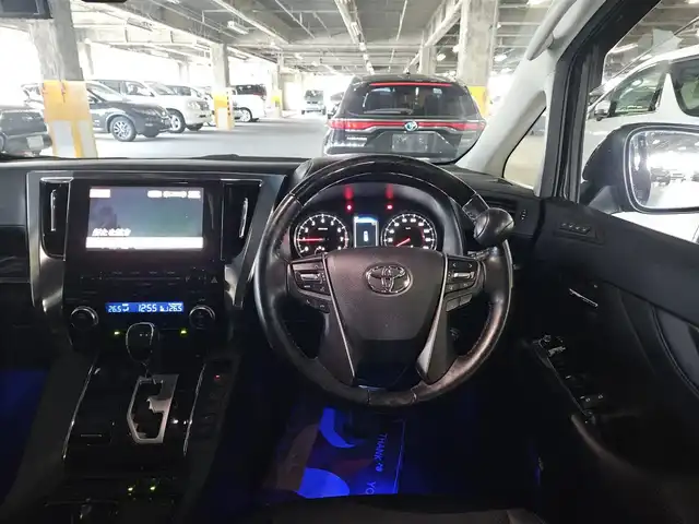 トヨタ アルファード S Cパッケージ 宮崎県 2020(令2)年 6.7万km ブラック 〇ツインムーンルーフ/〇9インチディスプレイオーディオ/〇フルセグTV/〇両側パワースライドドア/〇パワーバックドア/〇バックカメラ/〇ビルトインETC/〇ドライブレコーダー/〇リアシートエンターテインメントシステム/〇レーダークルーズコントロール/〇コーナーセンサー/〇セーフティセンス/〇インテリジェントクリアランスソナー/〇三眼LEDヘッドランプ/〇LEDフロントフォグランプ/〇革巻きコンビステアリングホイール/〇ステアリングヒーター/〇ブラック合皮シート/〇パワーシート/〇シートヒーター/エアシート/〇純正18インチアルミホイール/〇TRDエアロ(F)/〇モデリスタエアロ(S/R)/〇スマートエントリー/プッシュスタートシステム/〇禁煙車