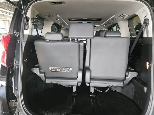 トヨタ アルファード S Cパッケージ 宮崎県 2020(令2)年 6.7万km ブラック 〇ツインムーンルーフ/〇9インチディスプレイオーディオ/〇フルセグTV/〇両側パワースライドドア/〇パワーバックドア/〇バックカメラ/〇ビルトインETC/〇ドライブレコーダー/〇リアシートエンターテインメントシステム/〇レーダークルーズコントロール/〇コーナーセンサー/〇セーフティセンス/〇インテリジェントクリアランスソナー/〇三眼LEDヘッドランプ/〇LEDフロントフォグランプ/〇革巻きコンビステアリングホイール/〇ステアリングヒーター/〇ブラック合皮シート/〇パワーシート/〇シートヒーター/エアシート/〇純正18インチアルミホイール/〇TRDエアロ(F)/〇モデリスタエアロ(S/R)/〇スマートエントリー/プッシュスタートシステム/〇禁煙車