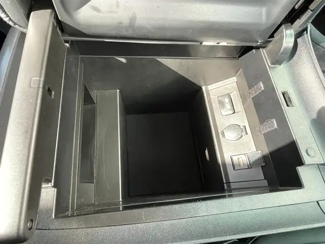 トヨタ アルファード S Cパッケージ 宮崎県 2020(令2)年 6.7万km ブラック 〇ツインムーンルーフ/〇9インチディスプレイオーディオ/〇フルセグTV/〇両側パワースライドドア/〇パワーバックドア/〇バックカメラ/〇ビルトインETC/〇ドライブレコーダー/〇リアシートエンターテインメントシステム/〇レーダークルーズコントロール/〇コーナーセンサー/〇セーフティセンス/〇インテリジェントクリアランスソナー/〇三眼LEDヘッドランプ/〇LEDフロントフォグランプ/〇革巻きコンビステアリングホイール/〇ステアリングヒーター/〇ブラック合皮シート/〇パワーシート/〇シートヒーター/エアシート/〇純正18インチアルミホイール/〇TRDエアロ(F)/〇モデリスタエアロ(S/R)/〇スマートエントリー/プッシュスタートシステム/〇禁煙車