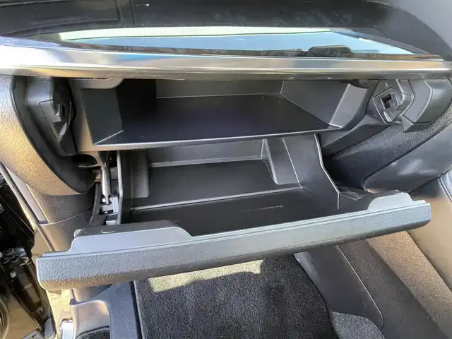 トヨタ アルファード S Cパッケージ 宮崎県 2020(令2)年 6.7万km ブラック 〇ツインムーンルーフ/〇9インチディスプレイオーディオ/〇フルセグTV/〇両側パワースライドドア/〇パワーバックドア/〇バックカメラ/〇ビルトインETC/〇ドライブレコーダー/〇リアシートエンターテインメントシステム/〇レーダークルーズコントロール/〇コーナーセンサー/〇セーフティセンス/〇インテリジェントクリアランスソナー/〇三眼LEDヘッドランプ/〇LEDフロントフォグランプ/〇革巻きコンビステアリングホイール/〇ステアリングヒーター/〇ブラック合皮シート/〇パワーシート/〇シートヒーター/エアシート/〇純正18インチアルミホイール/〇TRDエアロ(F)/〇モデリスタエアロ(S/R)/〇スマートエントリー/プッシュスタートシステム/〇禁煙車