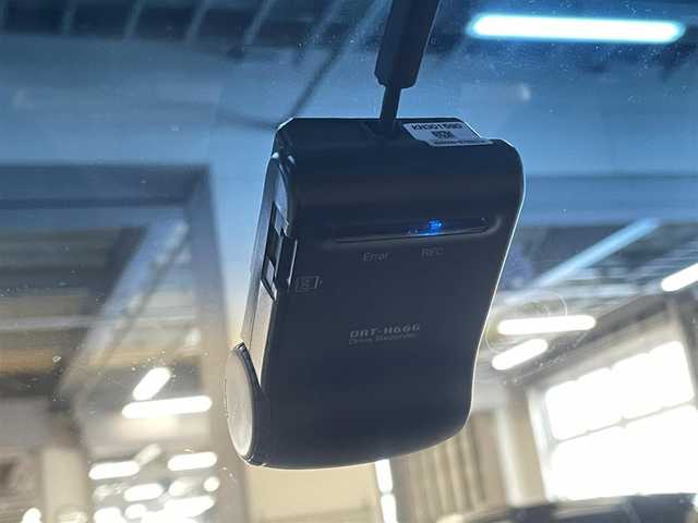 ダイハツ ムーヴ カスタム RS ハイパー 大分県 2016(平28)年 7.5万km ブラックマイカメタリック DTV/BT/DVD/バックカメラ/AAC/プッシュスタート/スマートキー/アイドリングストップ/横滑り防止/革巻ステアリング/ステアリングスイッチ/オートライト/Fフォグランプ/電格ミラー/半革調シート/ドライブレコーダー/純正１５インチAW/純正ドアバイザー/純正フロアマット/取説書/ナビ取説書/保証書