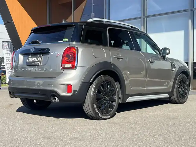 ＭＩＮＩ ミニ クロスオーバー クーパー SD オール4 岐阜県 2019(令1)年 3.6万km グレー ワンオーナー/4WD/アクティブクルーズコントロール/純正ナビ/リアビューカメラ/ルーフレール/パワーテールゲート/前席シートヒーター/前後ドライブレコーダー/ETC内蔵ルームミラー/LEDヘッドライト/パークディスタンスコントロール/純正１８インチアルミホイール