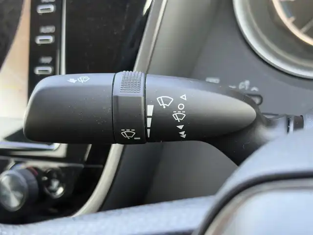 トヨタ カムリ X 大分県 2020(令2)年 5.8万km アティチュードブラックマイカ ・ナビ(BT/USB/Miracast)/・バックカメラ/・プリクラッシュセーフティ/・レーンキープアシスト/・レーダークルーズコントロール/・オートハイビーム/・ETC/・ブレーキホールド/・SOSコール/・ステアリングリモコン/・スマートキー/・プッシュスタートボタン