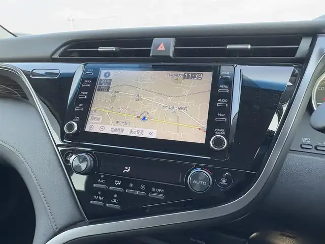 トヨタ カムリ X 大分県 2020(令2)年 5.8万km アティチュードブラックマイカ ・ナビ(BT/USB/Miracast)/・バックカメラ/・プリクラッシュセーフティ/・レーンキープアシスト/・レーダークルーズコントロール/・オートハイビーム/・ETC/・ブレーキホールド/・SOSコール/・ステアリングリモコン/・スマートキー/・プッシュスタートボタン