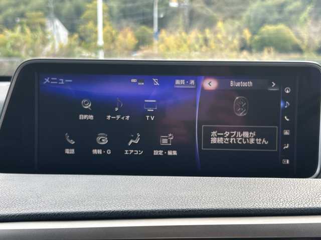 レクサス ＲＸ 300 Fスポーツ 佐賀県 2018(平30)年 15万km ホワイトノーヴァガラスフレーク 純正ナビ(AM/FM/CD/DVD/Bluetooth/フルセグ)/全方位カメラ/サンルーフ/黒レザーシート/D/N席パワーシート・エアーシート・パワーシート/三眼LEDヘッドライト/レーダークルーズコントロール/クリアランスソナー/ヘッドアップディスプレイ/BSM/オートマチックハイビーム/置くだけ充電/純正20インチアルミホイール/純正フロアマット/ビルトインETC/パワーバックドア