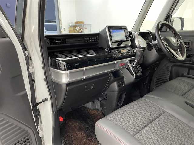 スズキ スペーシア カスタム HYBRID XS ターボ 滋賀県 2019(令1)年 3.5万km ピュアホワイトP 禁煙車/社外ナビ/（CD/DVD/Bluetooth/フルセグTV)/バックカメラ/ビルトインETC/前方ドライブレコーダー/両側パワースライドドア/ハーフレザーシート/運転席シートヒーター/リアソナー /クルーズコントロール/デュアルセンサーブレーキサポート/車線逸脱警報/LEDヘッドライト/オートライト/オートマチックハイビーム/アイドリングストップ/プッシュスタート/スマートキー/パドルシフト