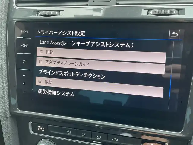 フォルクスワーゲン ゴルフ TSI コンフォートL マイスター 福岡県 2019(令1)年 2.5万km 黒 ・純正メモリナビ/（CD/DVD/BT/USB/SD/AUX/フルセグ）/・Apple car play/・Android Auto/・Mirror LINK/・デジタルメータークラスター/・バックカメラ/・ETC2.0/・ドラレコ前後/・ブラインドスポットモニター/・ACC/・レーンキープアシスト/・パークアシスト/・オートホールド/・本革巻きステアリング/・ステアリングスイッチ/・パドルシフト/・LEDヘッドライト/・オートライト/・フォグライト前後/・スマートキー×2/・純正17インチAW