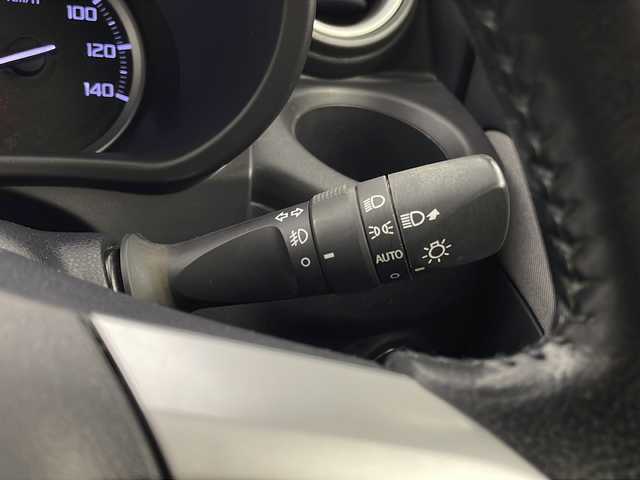 ダイハツ キャスト アクティバ G SAⅢ 栃木県 2019(令1)年 5.2万km ディープブルークリスタルマイカ 社外オーディオ/スマートアシストIII/・衝突回避支援ブレーキ機能/・衝突警報機能/・誤発進抑制機能(前方＋後方)/・車線逸脱警報機能/・先行車発進お知らせ機能/・レーンキープ/ETC/オートハイビーム/オートLEDライト/フォグランプ/アイドリングストップ/純正フロアマット/ライトレベライザー/ドアバイザー/スマートキー