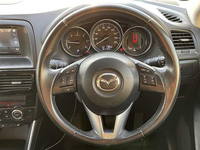 マツダ ＣＸ－５ XD Lパッケージ 道央・札幌 2012(平24)年 10.2万km クリスタルホワイトパールマイカ ・４WD/・衝突軽減ブレーキ/・ディーゼルターボ/・社外オーディオ/　CD＆DVD＆BT/・バックカメラ/・レザーシート/・シートヒーター/・パワーシート/・オートエアコン/・オートライト/・レインセンサーワイパー/・オートリトラミラー/・アイドリングストップ/・MT付きAT/・ETC/・純正エンジンスターター/・プッシュスタート/・スマートキー/・HIDヘッドライト/・クルーズコントロール/・ドライブレコーダー/・純正フロアマット/・ドアバイザー/・ウィンカーミラー/・フォグライト