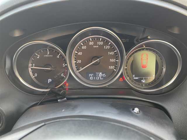 マツダ ＣＸ－５ XD Lパッケージ 道央・札幌 2012(平24)年 10.2万km クリスタルホワイトパールマイカ ・４WD/・衝突軽減ブレーキ/・ディーゼルターボ/・社外オーディオ/　CD＆DVD＆BT/・バックカメラ/・レザーシート/・シートヒーター/・パワーシート/・オートエアコン/・オートライト/・レインセンサーワイパー/・オートリトラミラー/・アイドリングストップ/・MT付きAT/・ETC/・純正エンジンスターター/・プッシュスタート/・スマートキー/・HIDヘッドライト/・クルーズコントロール/・ドライブレコーダー/・純正フロアマット/・ドアバイザー/・ウィンカーミラー/・フォグライト