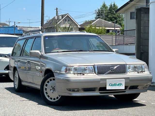 ボルボ ９６０ 3．0 エステート 東京都 1996(平8)年 10.6万km シルバーサンドメタリック 社外HDDナビ【CN－HDS620D】/（AM/FM/CD/DVD）/ガラスルーフ/パワーシートD+N席/シートヒーターD+N席/ETC/ハロゲンヘッドランプ/スペアキー×1/保証書/取扱説明書