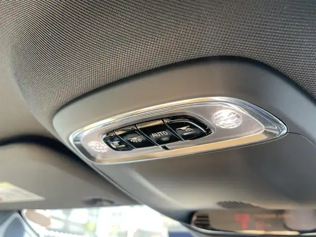 ボルボ Ｖ６０ T5 インスクリプション 千葉県 2018(平30)年 2.7万km グレー 衝突被害低減ブレーキ/レーダークルーズ/レーンキープアシスト/ブラインドスポットモニター/クロストラフィックアラート/ロードサインインフォメーション/前後コーナーセンサー/ヘッドアップディスプレイ/LEDヘッドライト/フォグライト/純正ナビ/フルセグTV/CD/Blue Tooth/前後ドラレコ/スピーチコントロール/取説/保証書