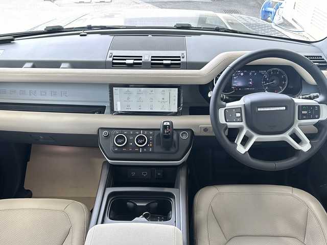 ランドローバー ランドローバー ディフェンダー 110S 宮崎県 2022(令4)年 0.1万km カルパチアングレー ワンオーナー/登録時走行距離256km/純正ナビ/車内wi-fi/バックカメラ/360度ビューカメラ/ダウンヒルアシスト/白レザーシート/背面タイヤ/LEDヘッドライト・オートライト/ブラインドスポットモニター/USBコネクト/ステアリングヒーター/サンルーフ/クルーズコントロール/ETC2.0/保証書・記録簿・スペアキー１本